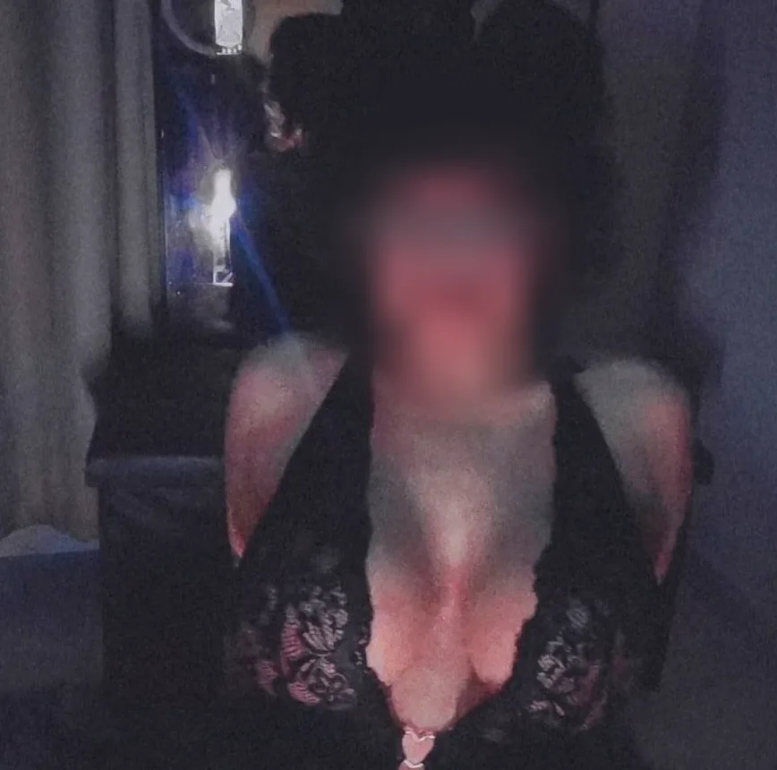 Romy, 21